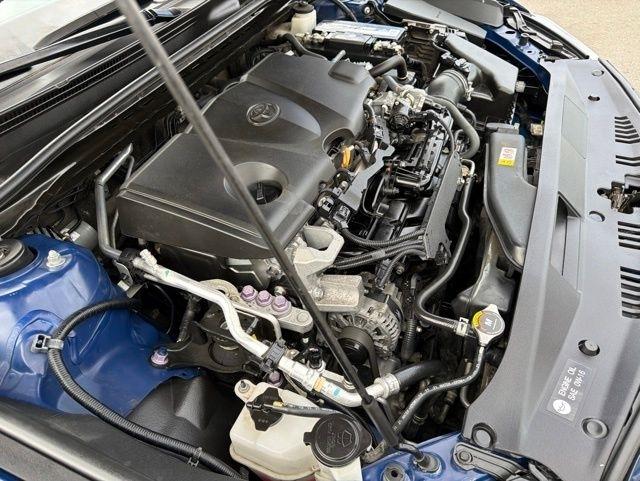 Toyota Camry  2023
