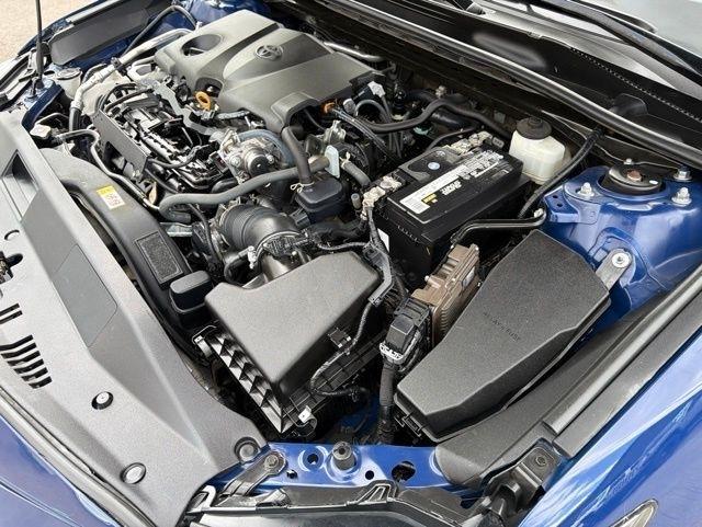 Toyota Camry  2023