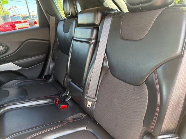 Jeep Cherokee  2017