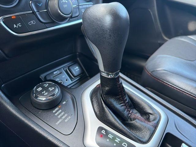 Jeep Cherokee  2017