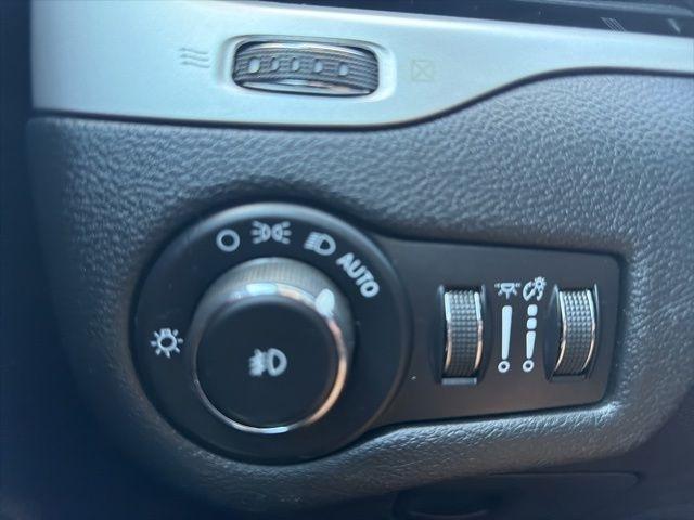 Jeep Cherokee  2017