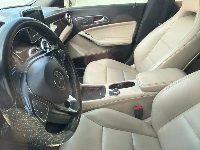Mercedes-Benz CLA-Class  2015