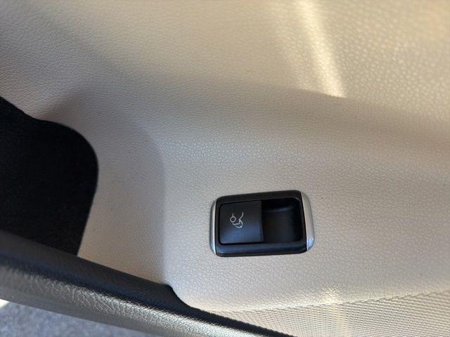 Mercedes-Benz CLA-Class  2015