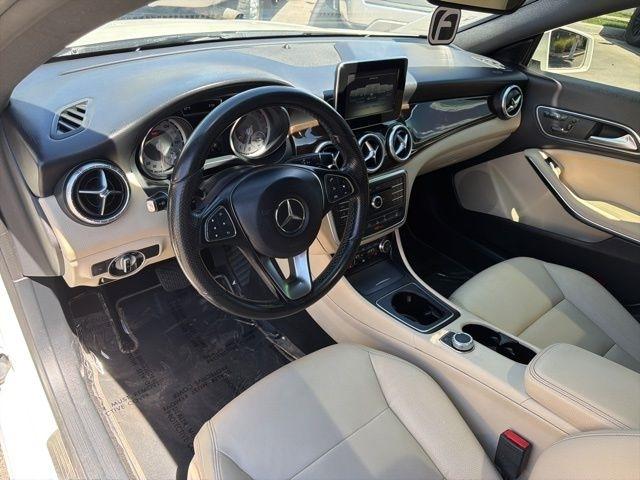 Mercedes-Benz CLA-Class  2015