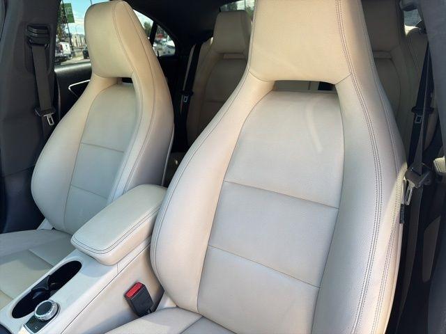 Mercedes-Benz CLA-Class  2015