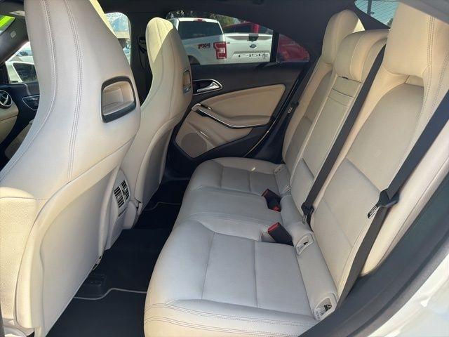 Mercedes-Benz CLA-Class  2015