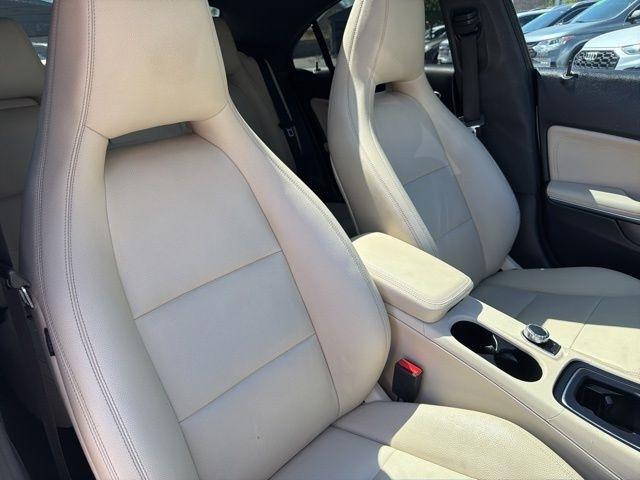 Mercedes-Benz CLA-Class  2015