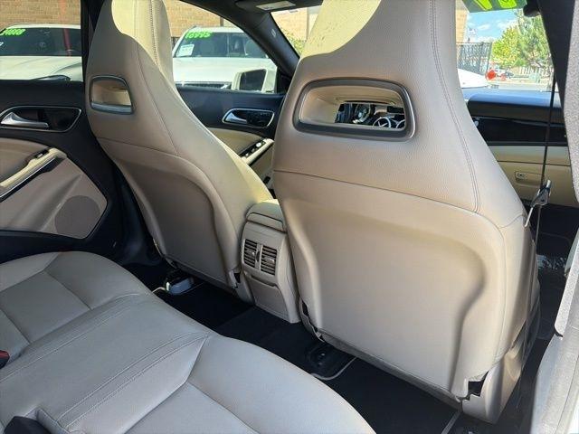 Mercedes-Benz CLA-Class  2015