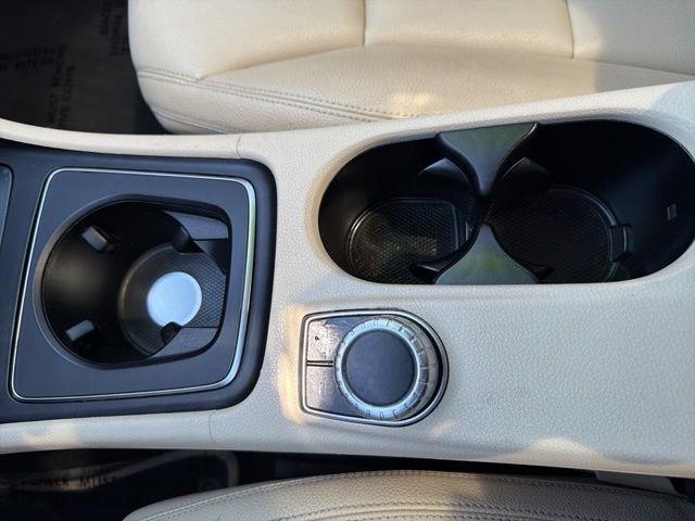 Mercedes-Benz CLA-Class  2015