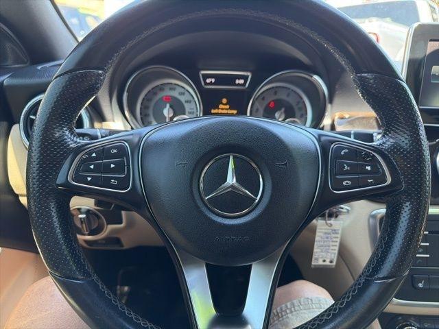 Mercedes-Benz CLA-Class  2015