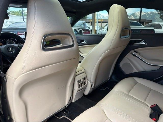 Mercedes-Benz CLA-Class  2015