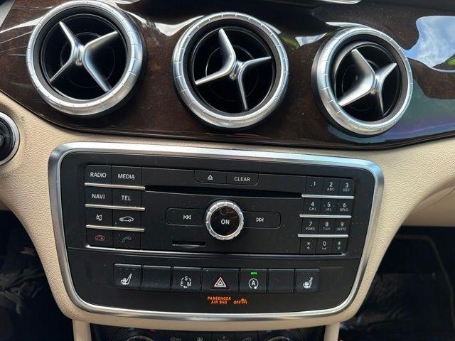 Mercedes-Benz CLA-Class  2015