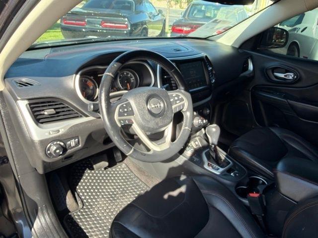 Jeep Cherokee  2016
