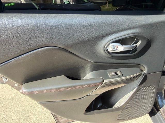 Jeep Cherokee  2016