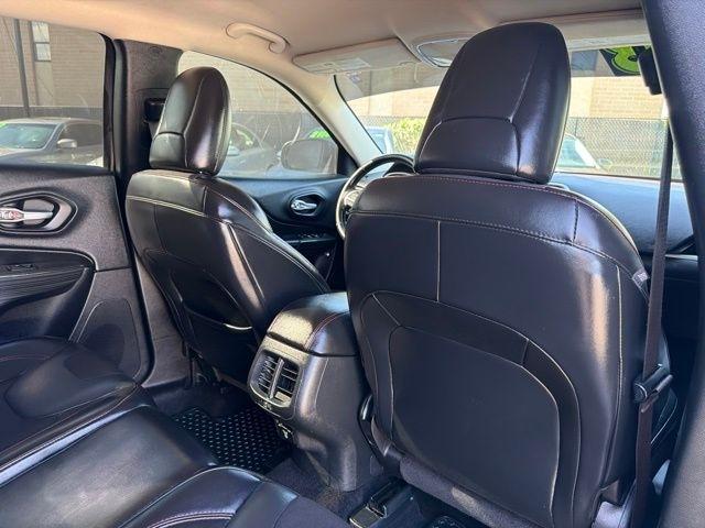 Jeep Cherokee  2016