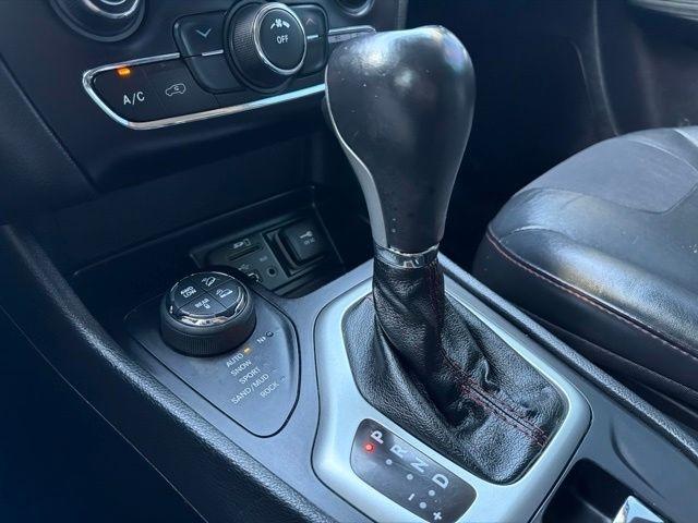 Jeep Cherokee  2016