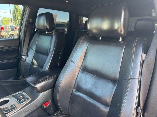 Jeep Grand Cherokee  2016