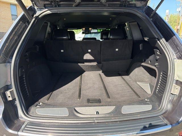 Jeep Grand Cherokee  2016