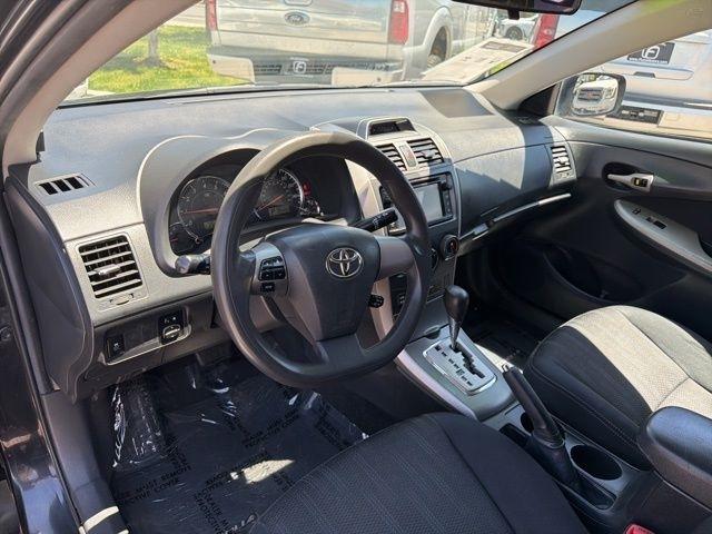 Toyota Corolla  2013