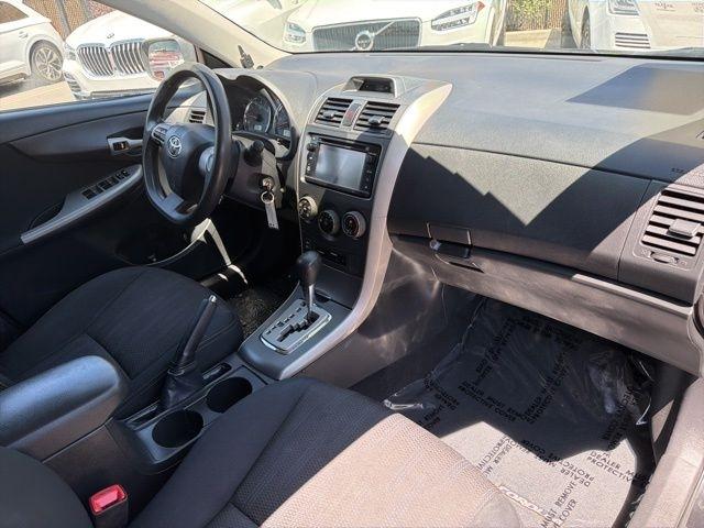 Toyota Corolla  2013