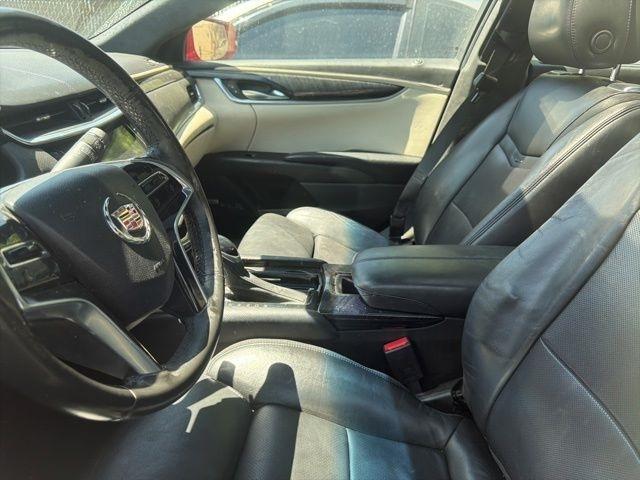Cadillac XTS  2013