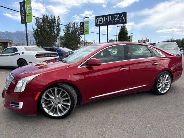 Cadillac XTS  2013