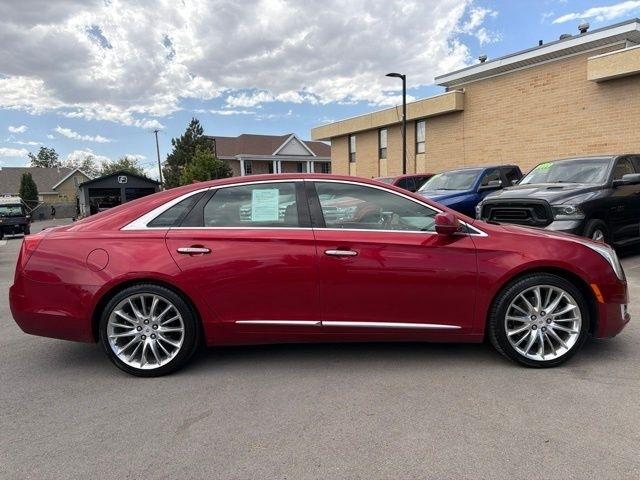 Cadillac XTS  2013