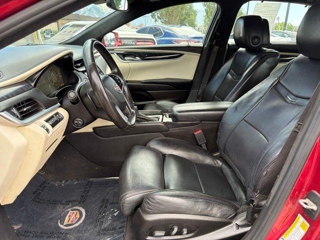 Cadillac XTS  2013