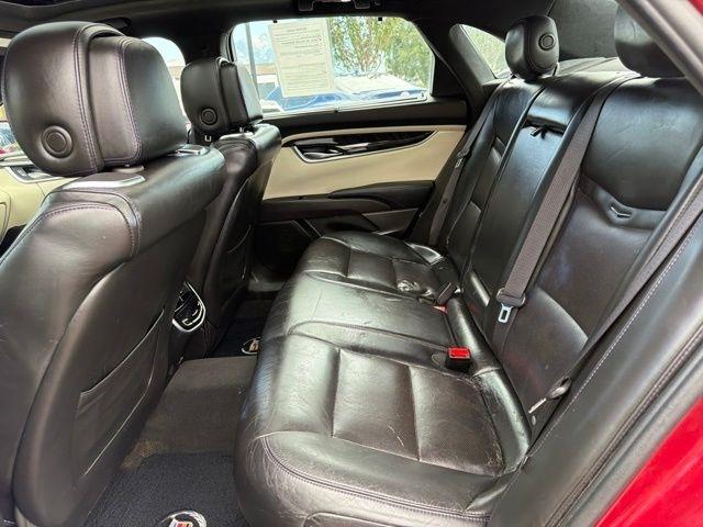 Cadillac XTS  2013