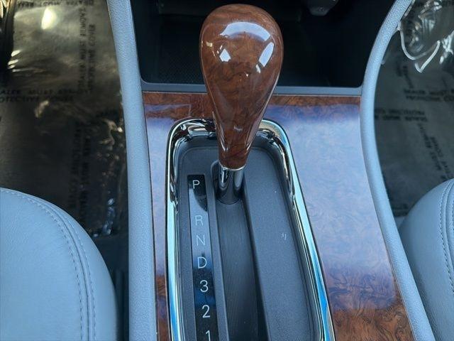 Buick LaCrosse  2005