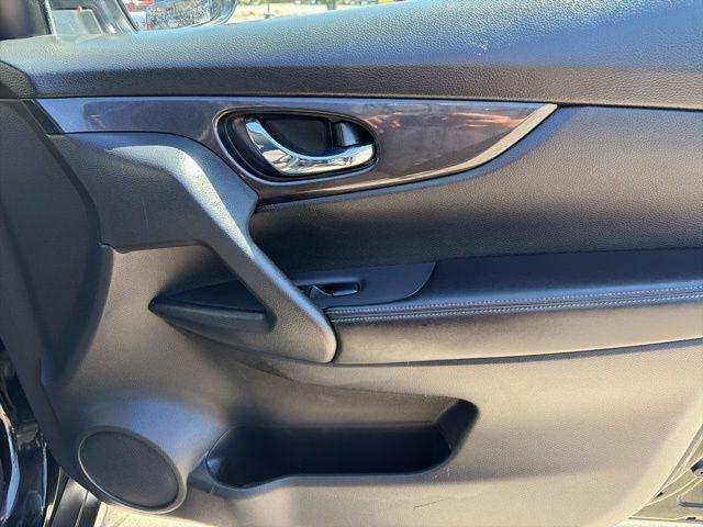 Nissan Rogue  2017