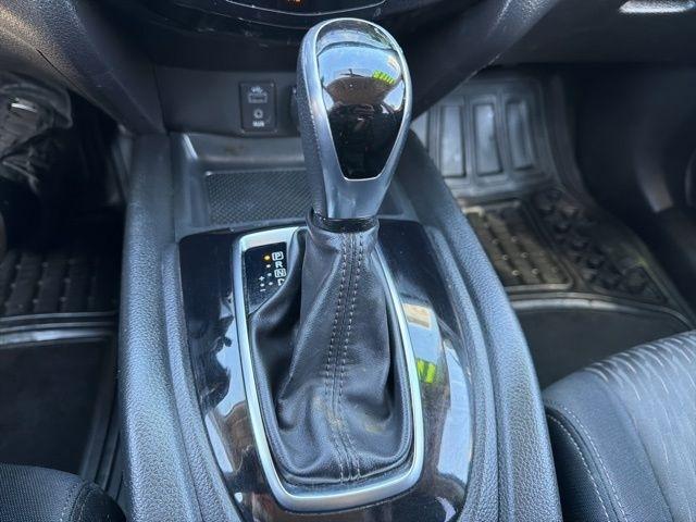 Nissan Rogue  2017