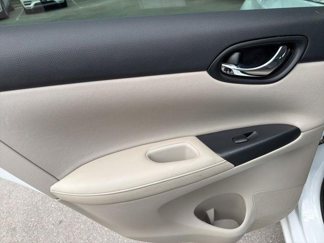 Nissan Sentra  2017