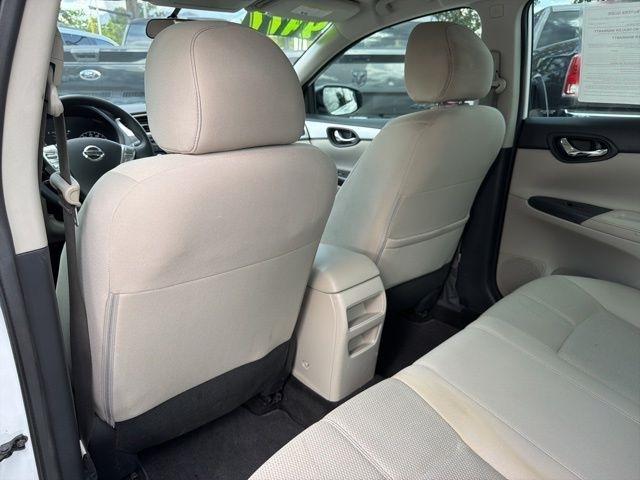 Nissan Sentra  2017