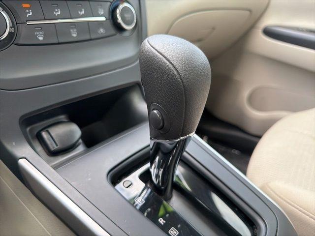 Nissan Sentra  2017