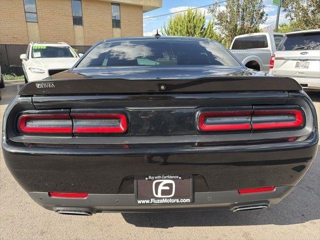 Dodge Challenger  2017