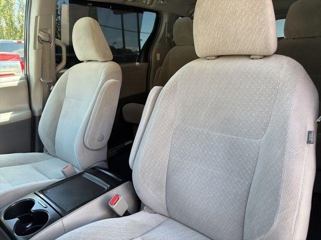 Toyota Sienna  2017