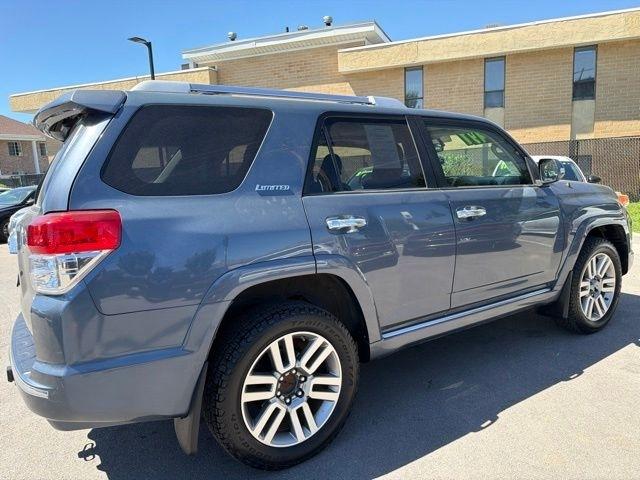 Toyota 4Runner  2012