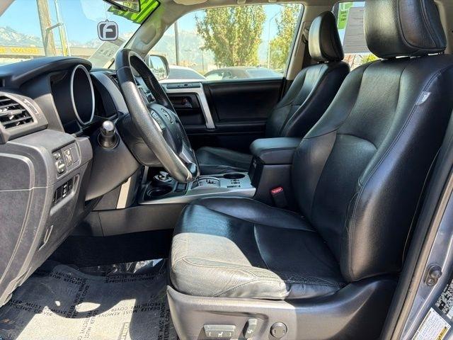 Toyota 4Runner  2012
