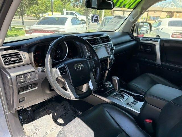 Toyota 4Runner  2012