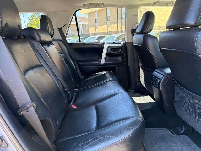 Toyota 4Runner  2012