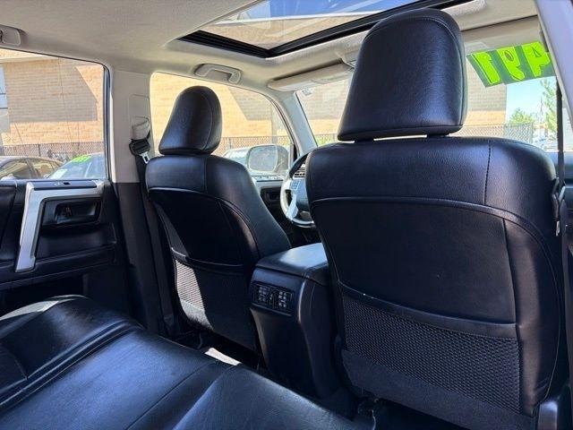 Toyota 4Runner  2012