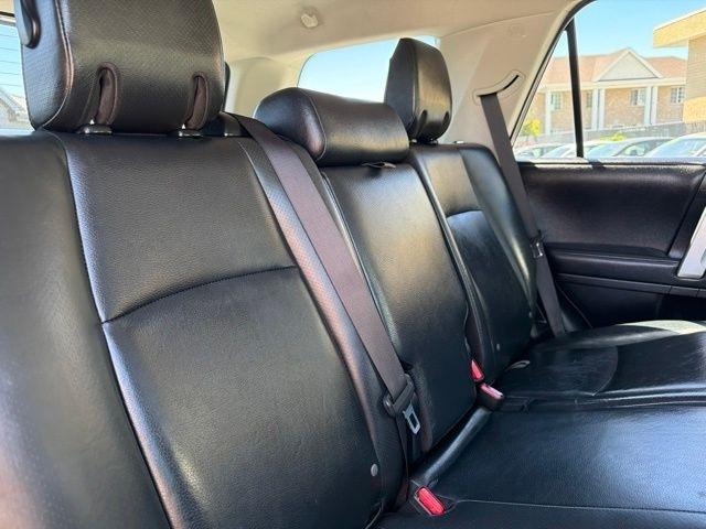 Toyota 4Runner  2012