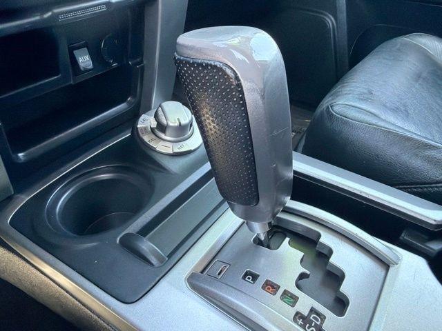 Toyota 4Runner  2012