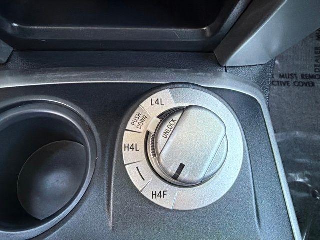 Toyota 4Runner  2012