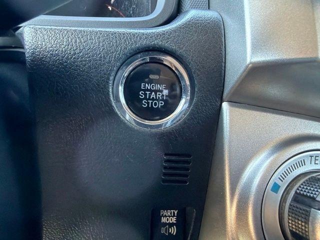Toyota 4Runner  2012