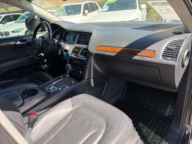 Audi Q7  2010