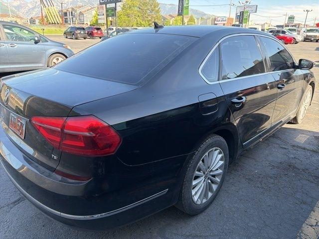 Volkswagen Passat  2016