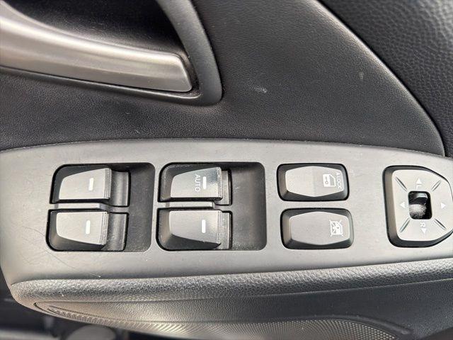 Hyundai Tucson  2012