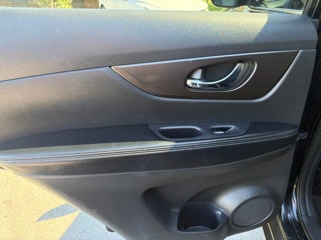 Nissan Rogue  2014